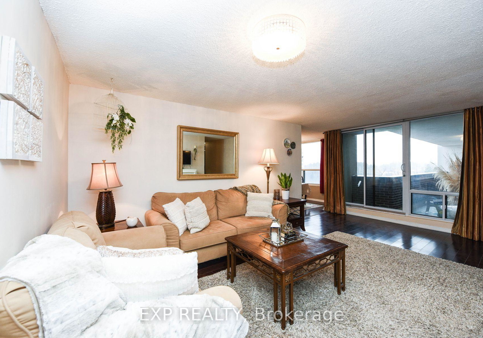 1515-lakeshore-road-e-mississauga-ontario-w12351506