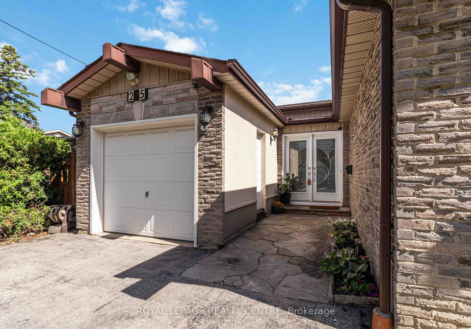 275-kristin-grove-mississauga-ontario-w12351973