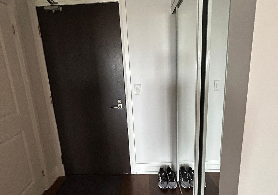 1-de-boers-drive-york-ontario-w12352139