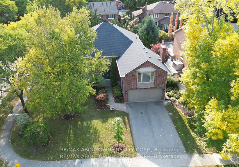 398-barclay-crescent-oakville-ontario-w12352161
