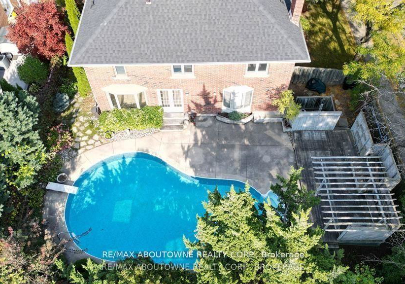 398-barclay-crescent-oakville-ontario-w12352161