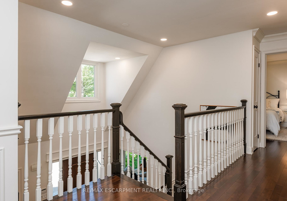 1353-hazelton-boulevard-burlington-ontario-w12352168