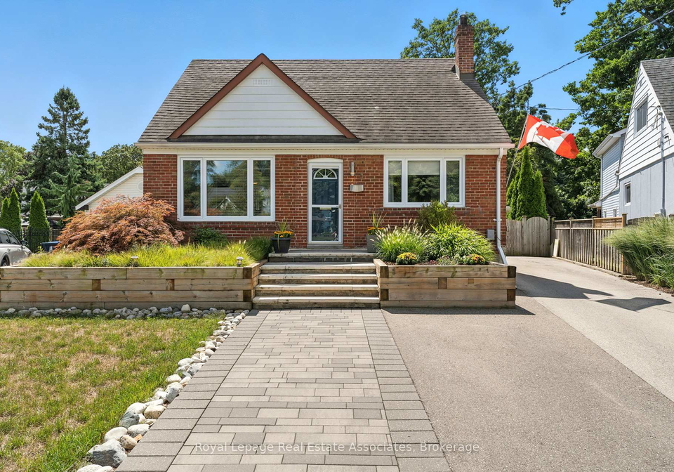 4-fulham-drive-etobicoke-ontario-w12352538
