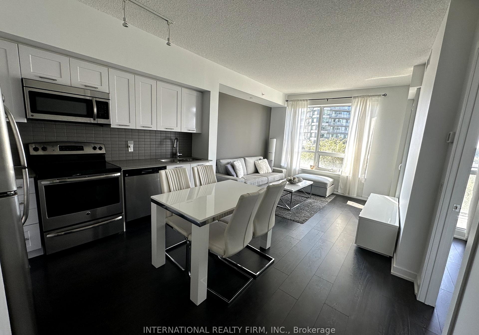 2212-lakeshore-boulevard-w-etobicoke-ontario-w12352569