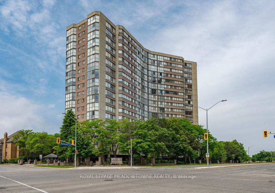 4235-sherwoodtowne-boulevard-mississauga-ontario-w12352670