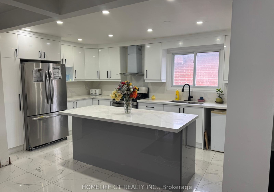 11-islay-court-york-ontario-w12352924