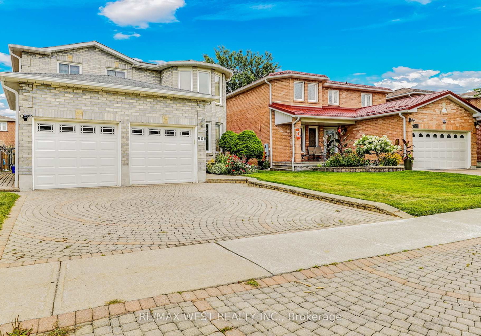 560-ceremonial-drive-mississauga-ontario-w12353267