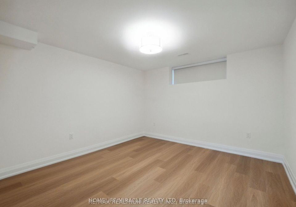 35-alanmeade-crescent-etobicoke-ontario-w12353374