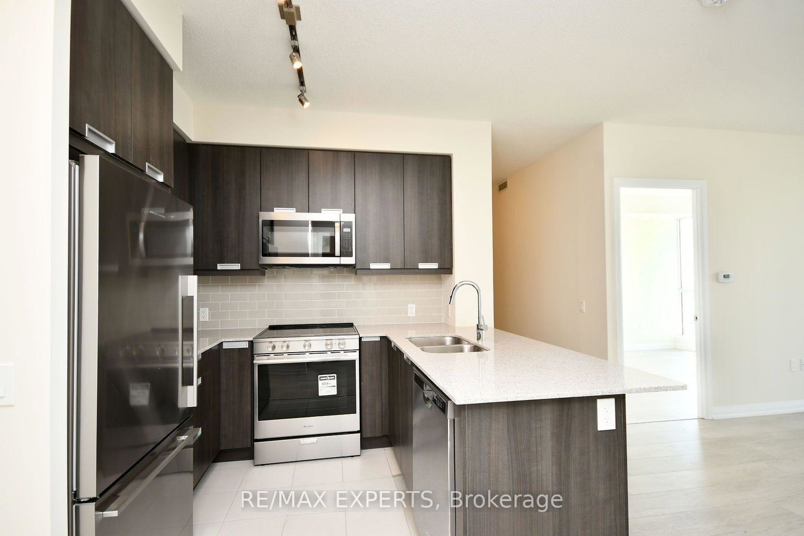 35-watergarden-drive-mississauga-ontario-w12353569