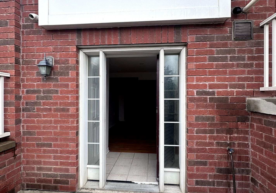 2-bellchase-trail-brampton-ontario-w12353662