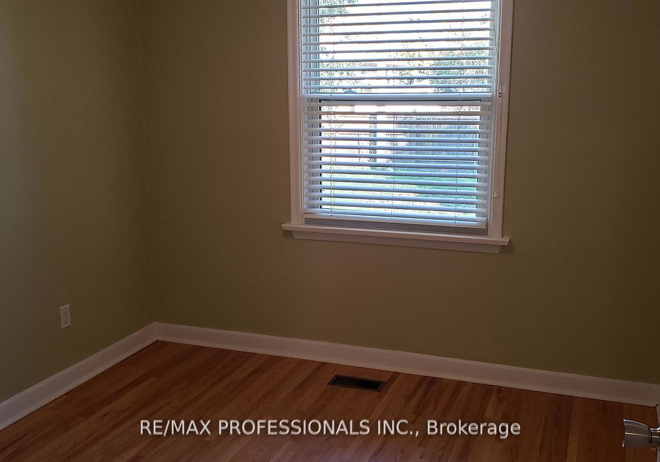 5-rangoon-road-etobicoke-ontario-w12353676