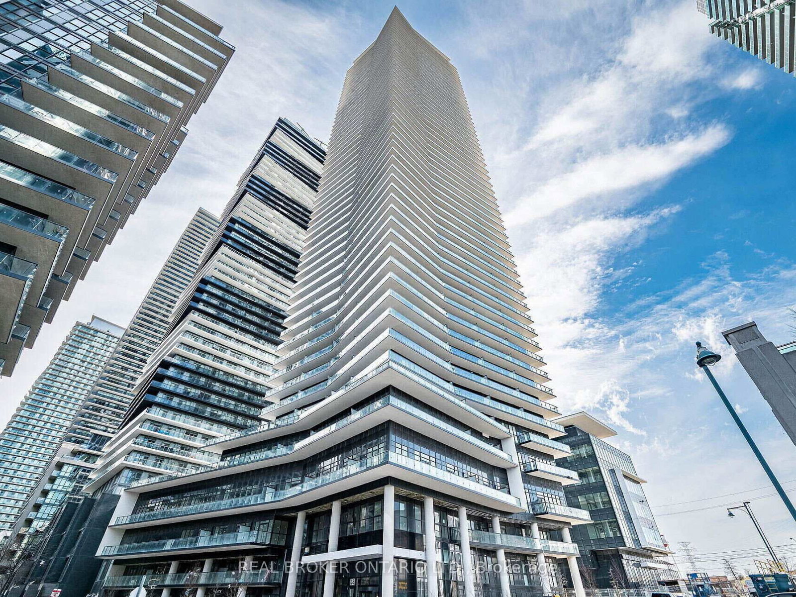 38-annie-craig-drive-s-etobicoke-ontario-w12353878