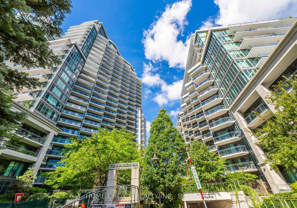 2121-lake-shore-boulevard-w-etobicoke-ontario-w12354110