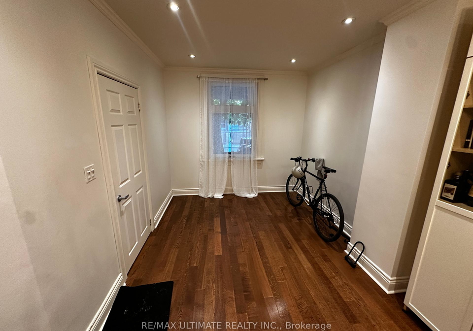 91-edwin-avenue-toronto-ontario-w12354120