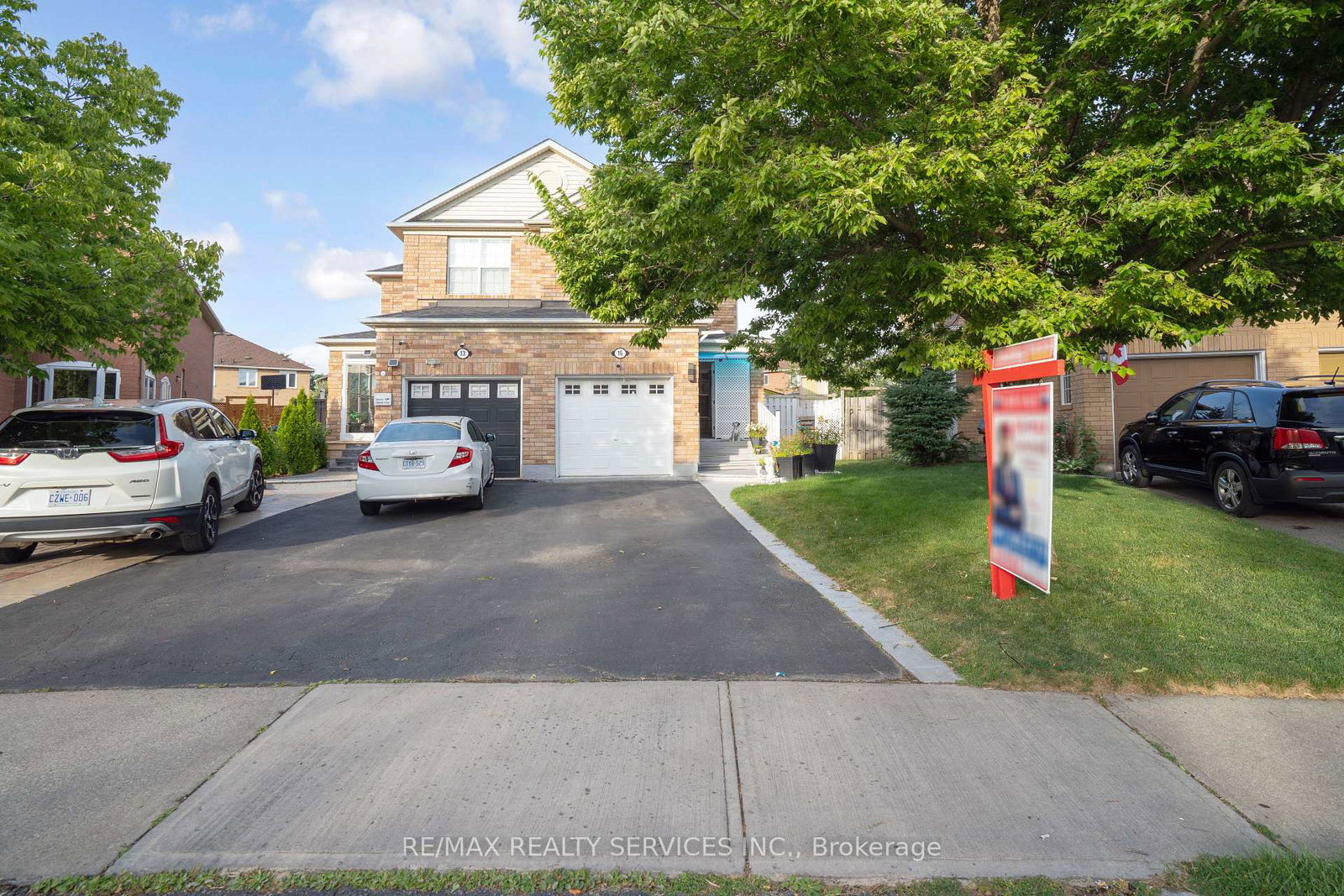 15-dunlop-court-brampton-ontario-w12354221
