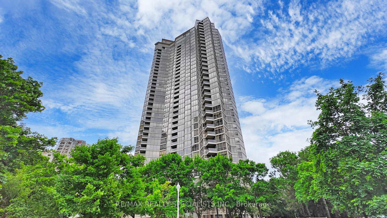 45-kingsbridge-garden-circle-mississauga-ontario-w12354272