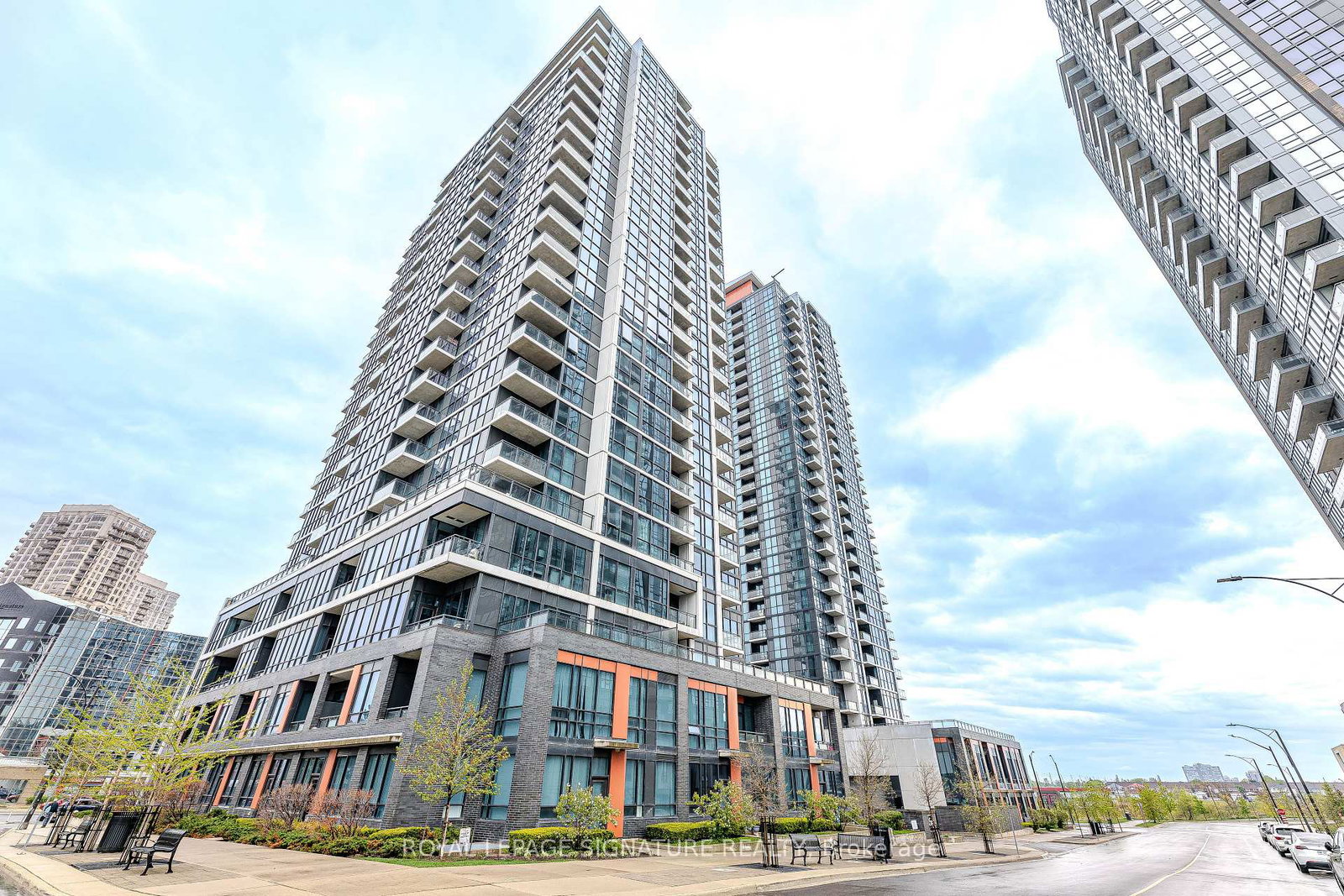 55-eglinton-avenue-w-mississauga-ontario-w12354341