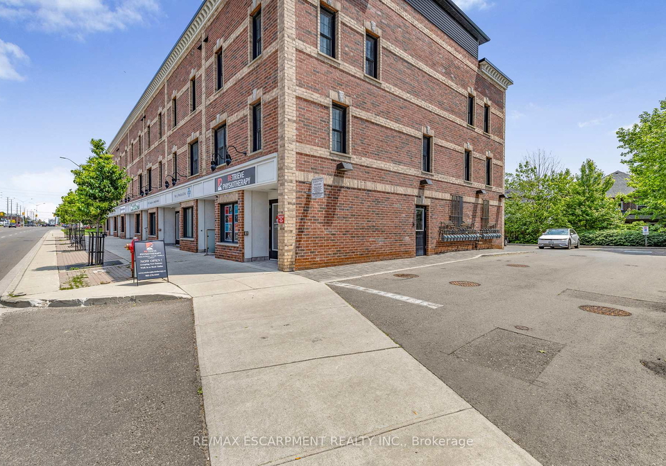 760-lakeshore-road-e-mississauga-ontario-w12354459