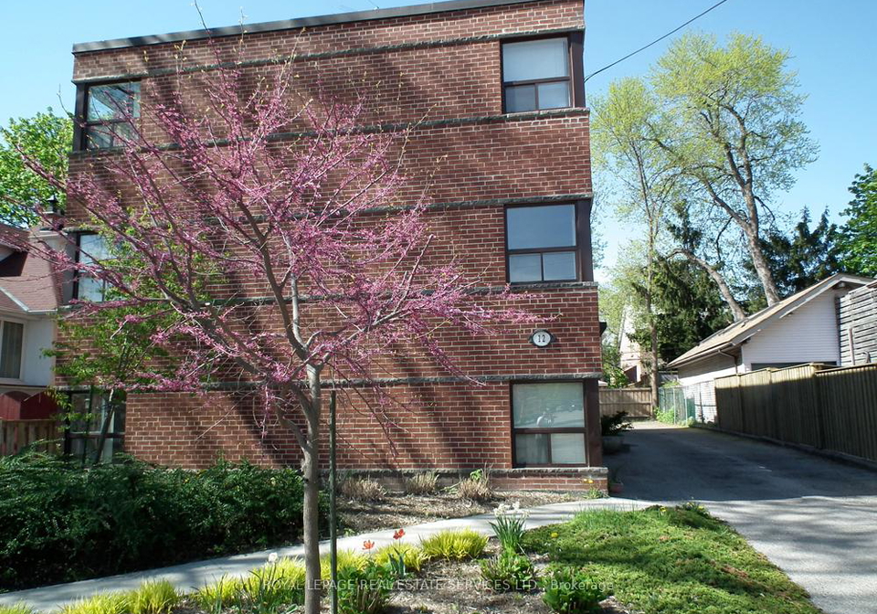 12-cayuga-avenue-mississauga-ontario-w12354621