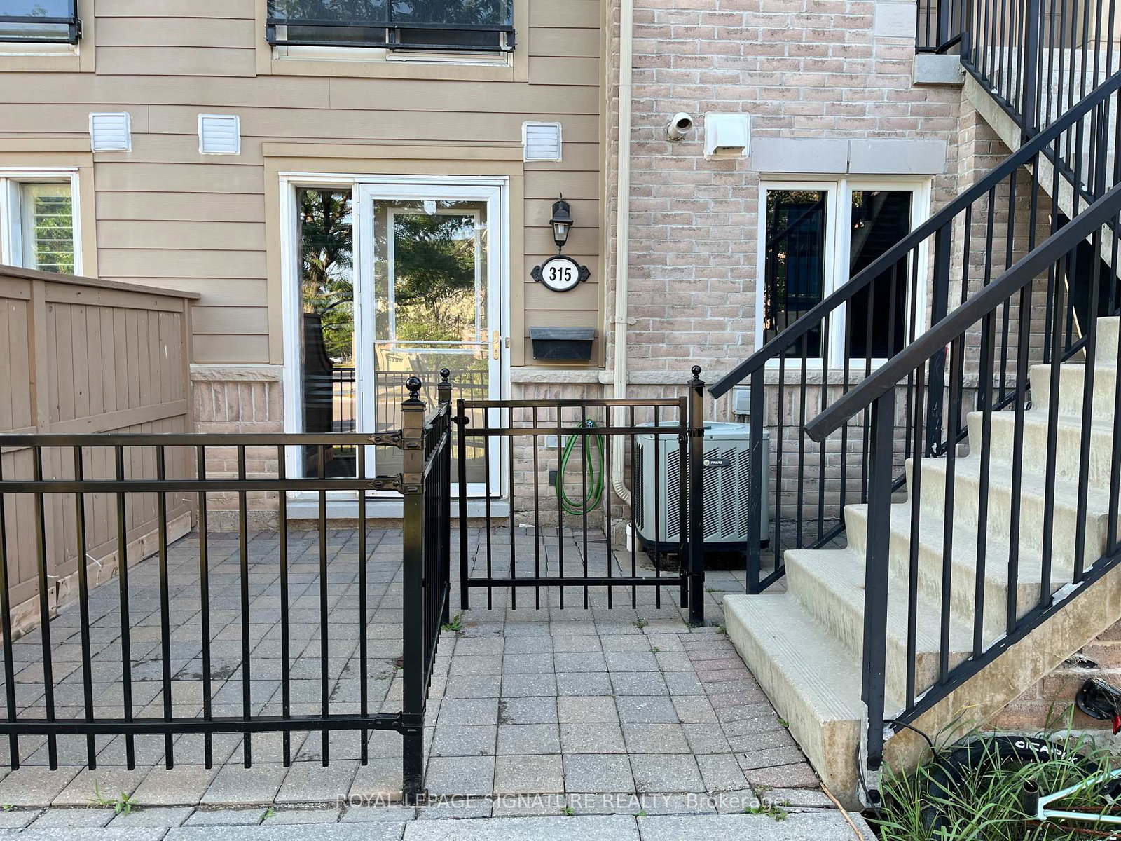 4975-southampton-drive-mississauga-ontario-w12354805
