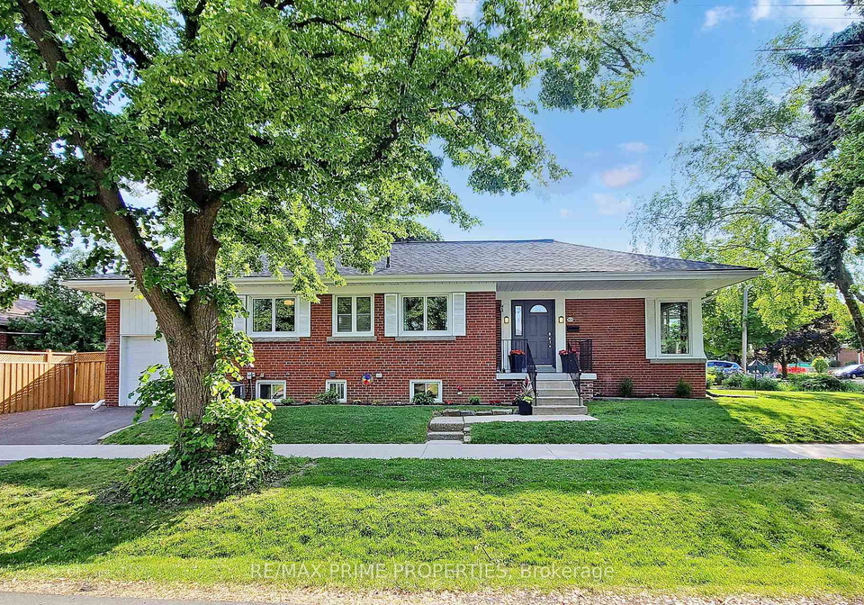 10-gladfern-road-etobicoke-ontario-w12354823