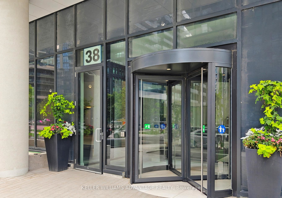38-annie-craig-drive-etobicoke-ontario-w12354960