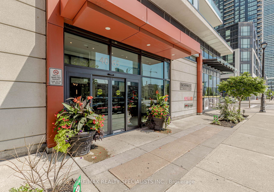4065-brickstone-mews-mississauga-ontario-w12355141
