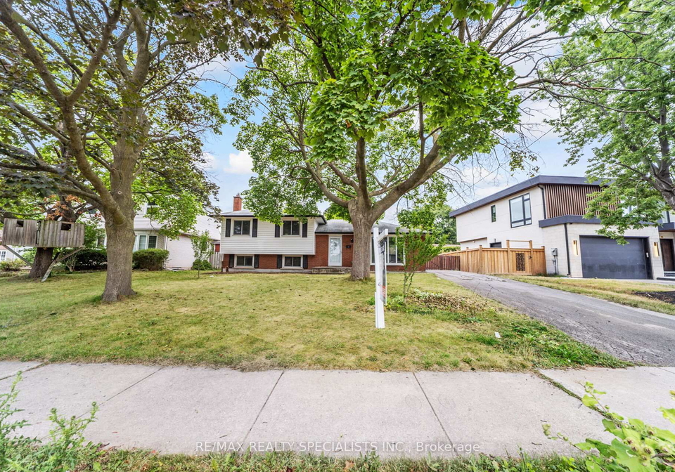 2025-bridge-road-oakville-ontario-w12355214