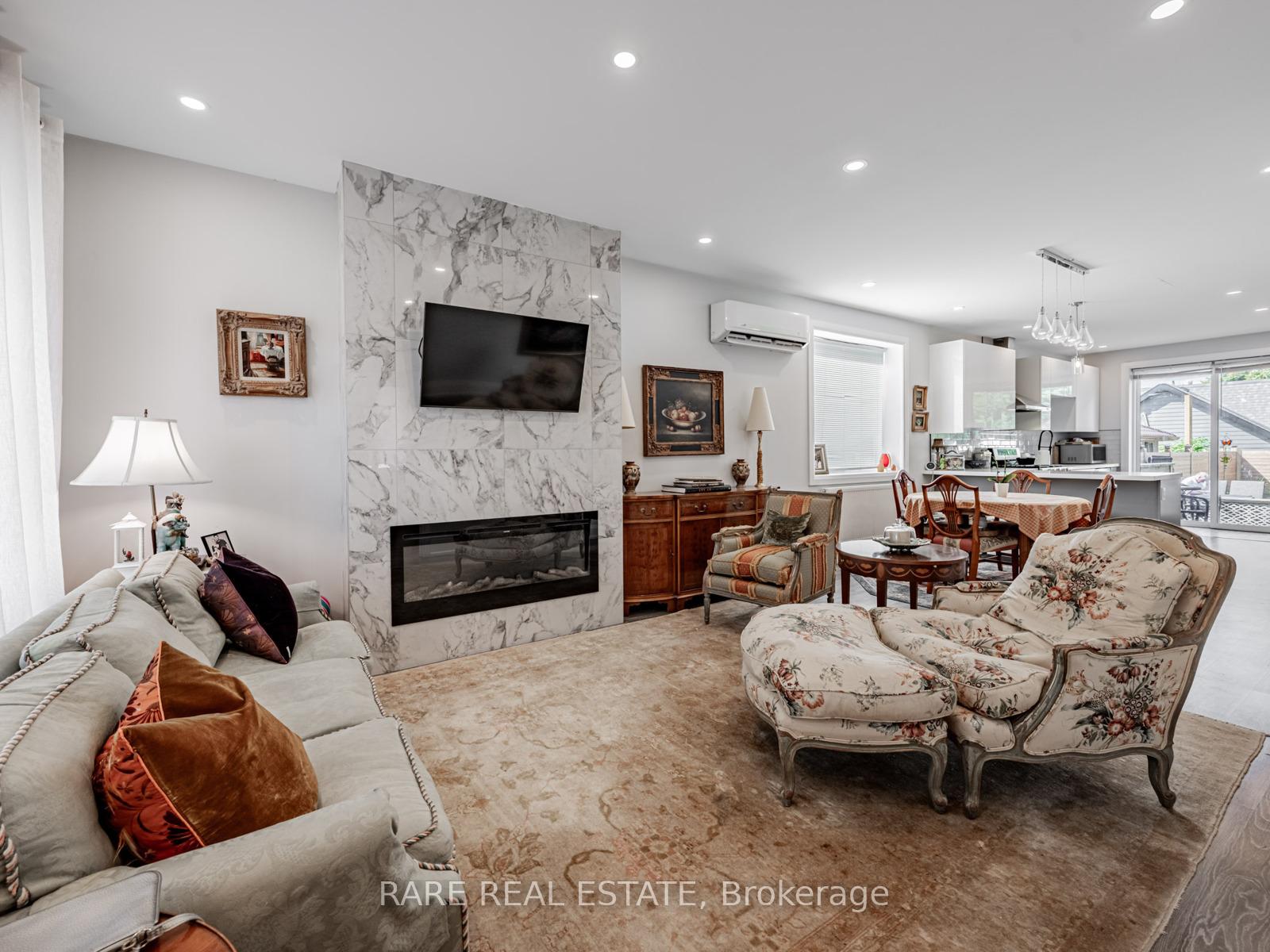 4-treeview-drive-etobicoke-ontario-w12355227