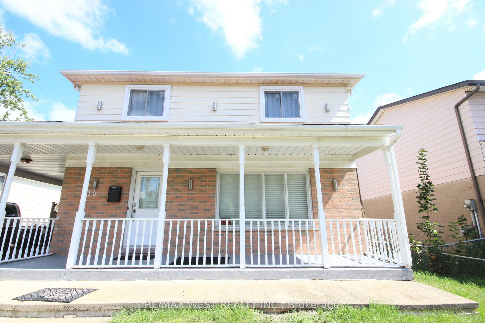 19-lynmont-road-etobicoke-ontario-w12355357