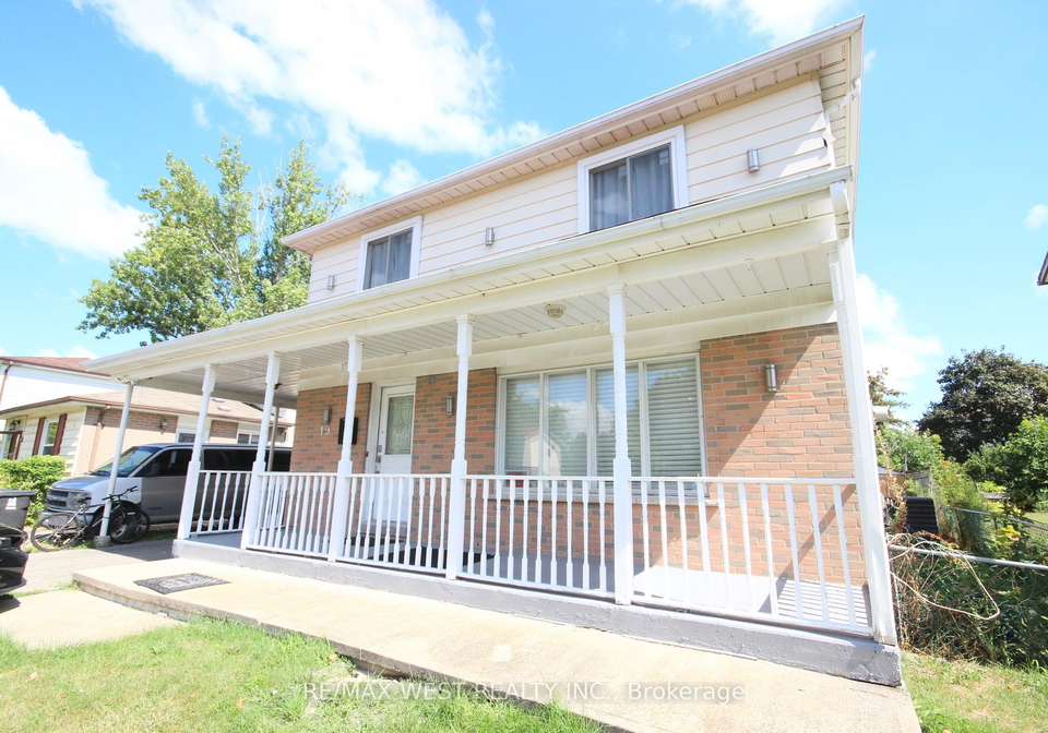 19-lynmont-road-etobicoke-ontario-w12355357