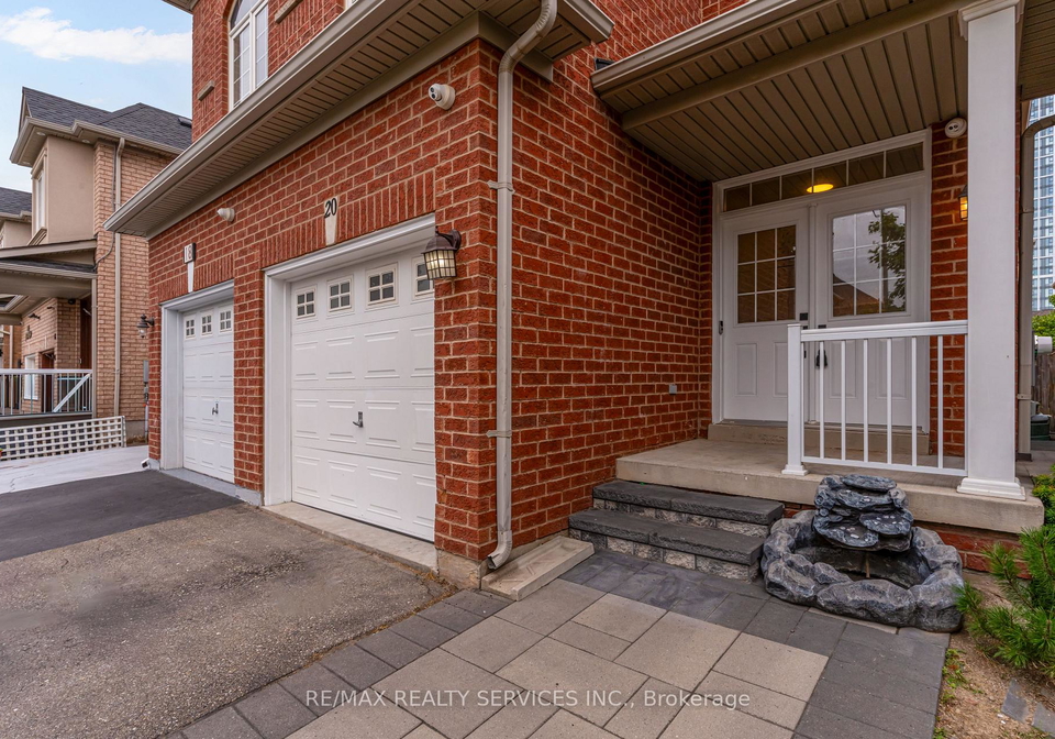 20-portrush-trail-brampton-ontario-w12355475