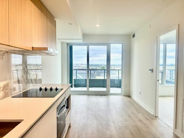 1100-sheppard-avenue-w-york-ontario-w12356079