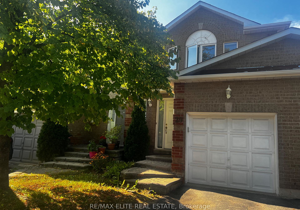 1240-westview-terrace-oakville-ontario-w12356272