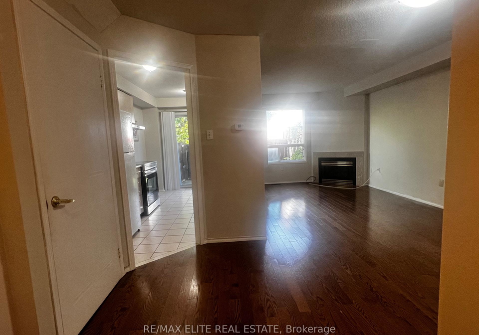 1240-westview-terrace-oakville-ontario-w12356272
