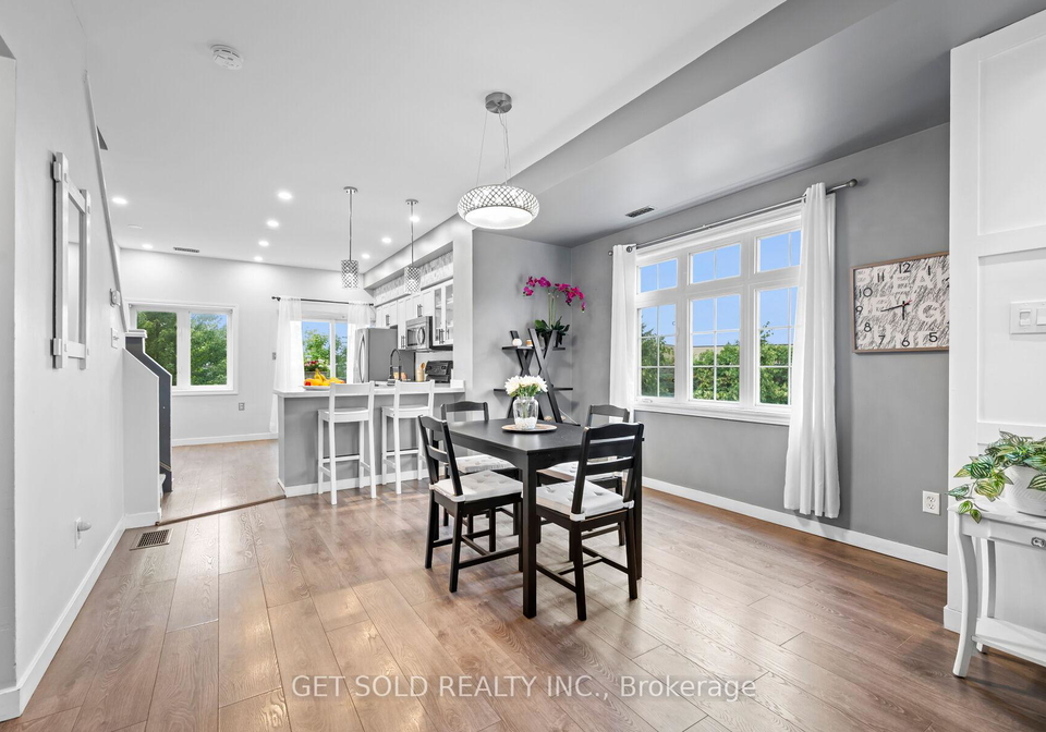 73-piggott-mews-north-york-ontario-w12356770