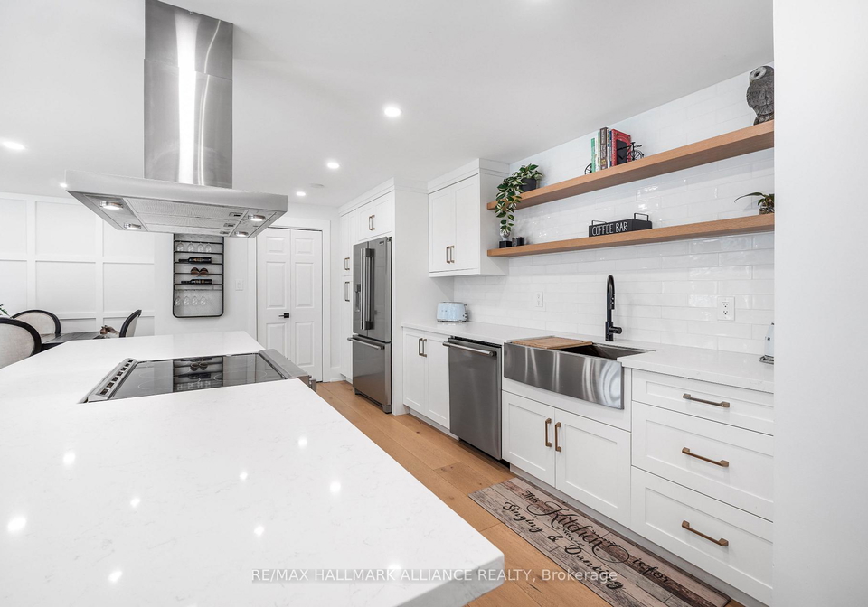2121-lakeshore-road-burlington-ontario-w12356797