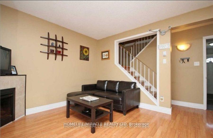 41-hindquarter-upper-court-brampton-ontario-w12357000