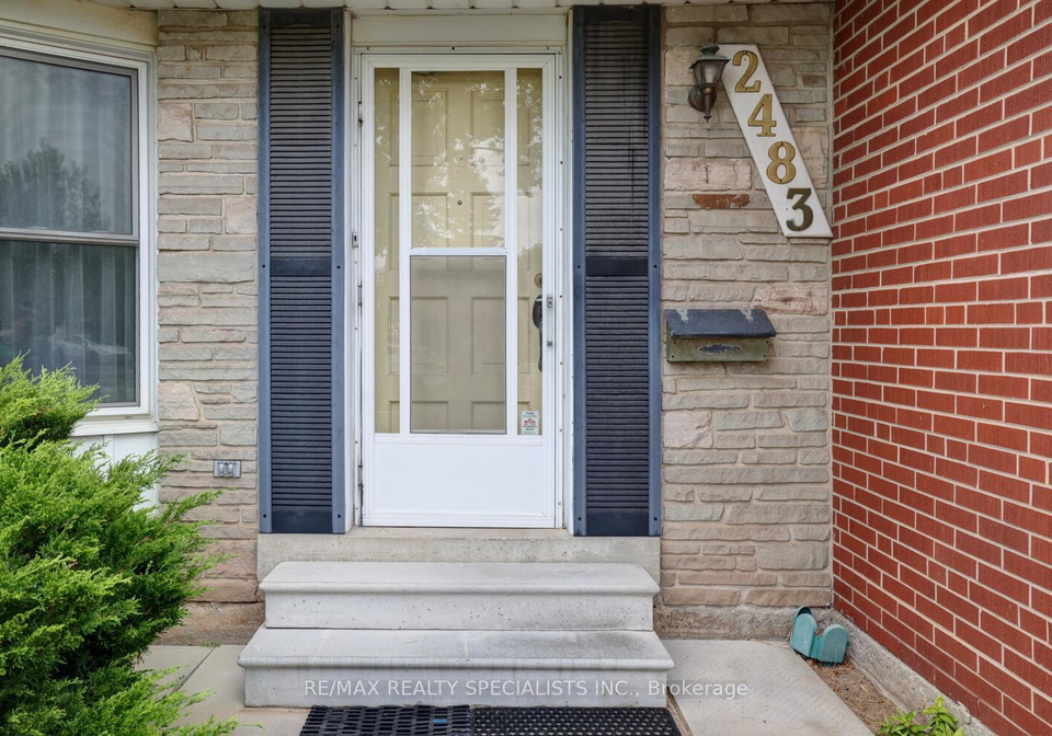 2483-frankfield-road-mississauga-ontario-w12357247