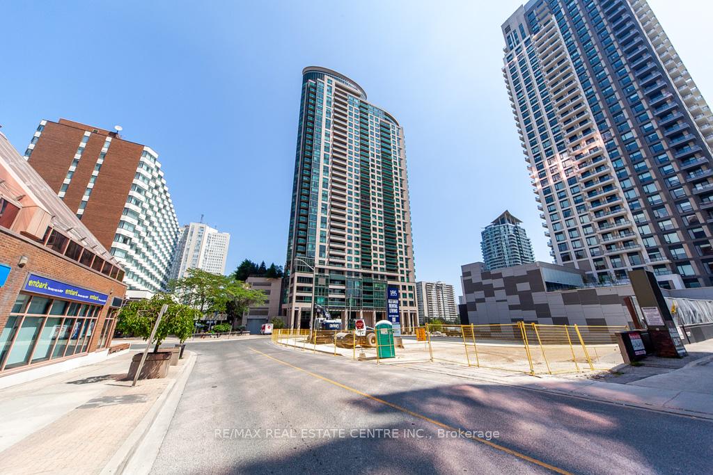 208-enfield-place-mississauga-ontario-w12357690