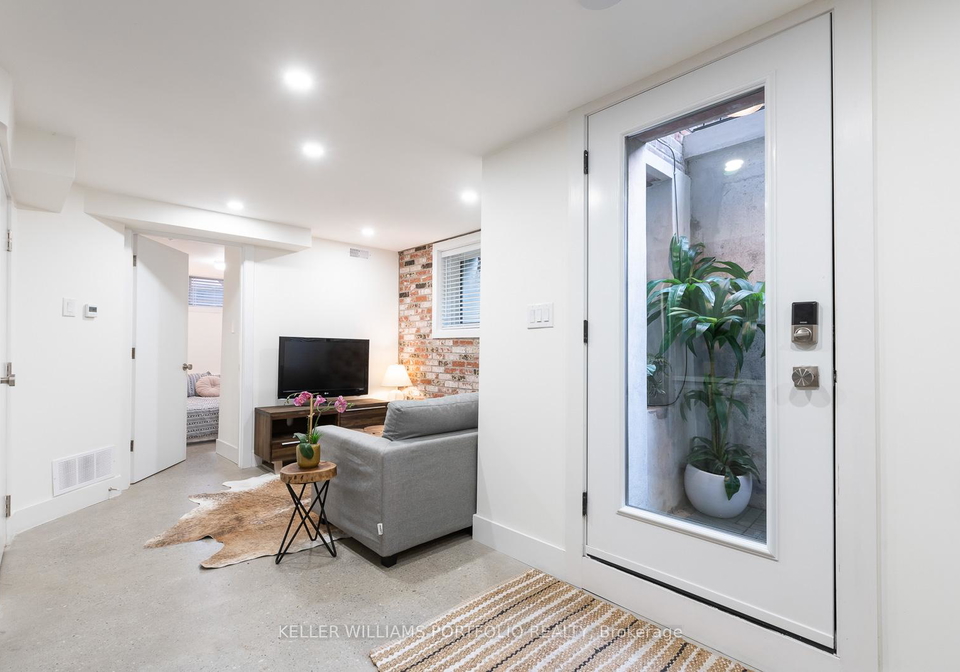 180-maria-street-toronto-ontario-w12358046
