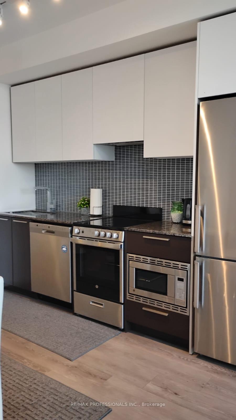4208-dundas-street-w-etobicoke-ontario-w12358248