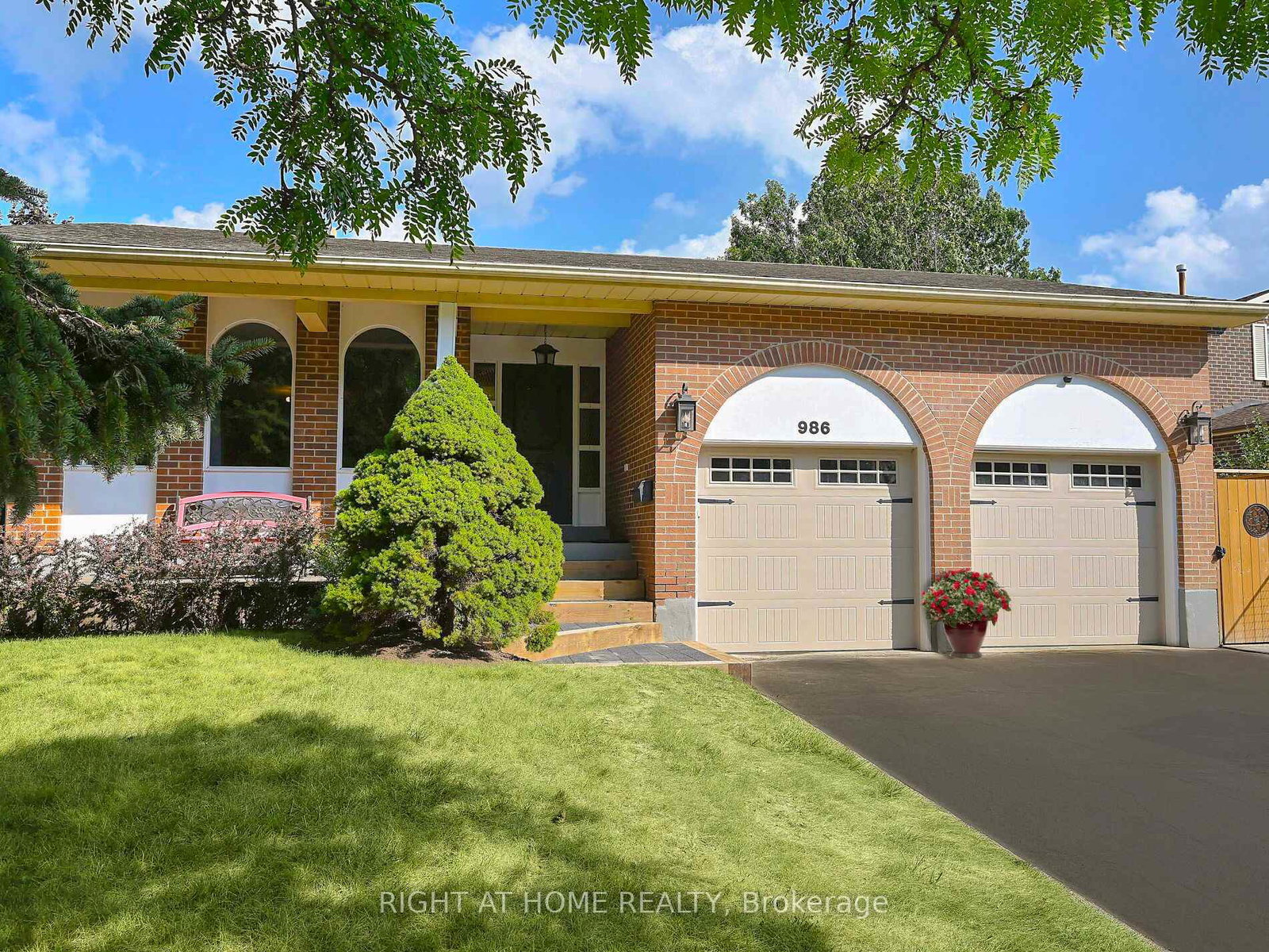 986-vanier-drive-mississauga-ontario-w12358263