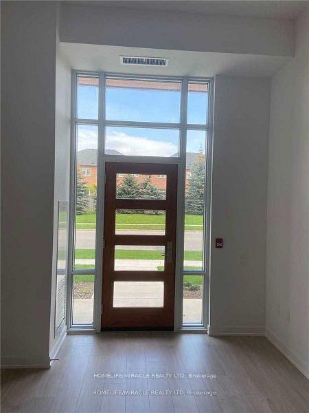 8-nahani-way-mississauga-ontario-w12358327