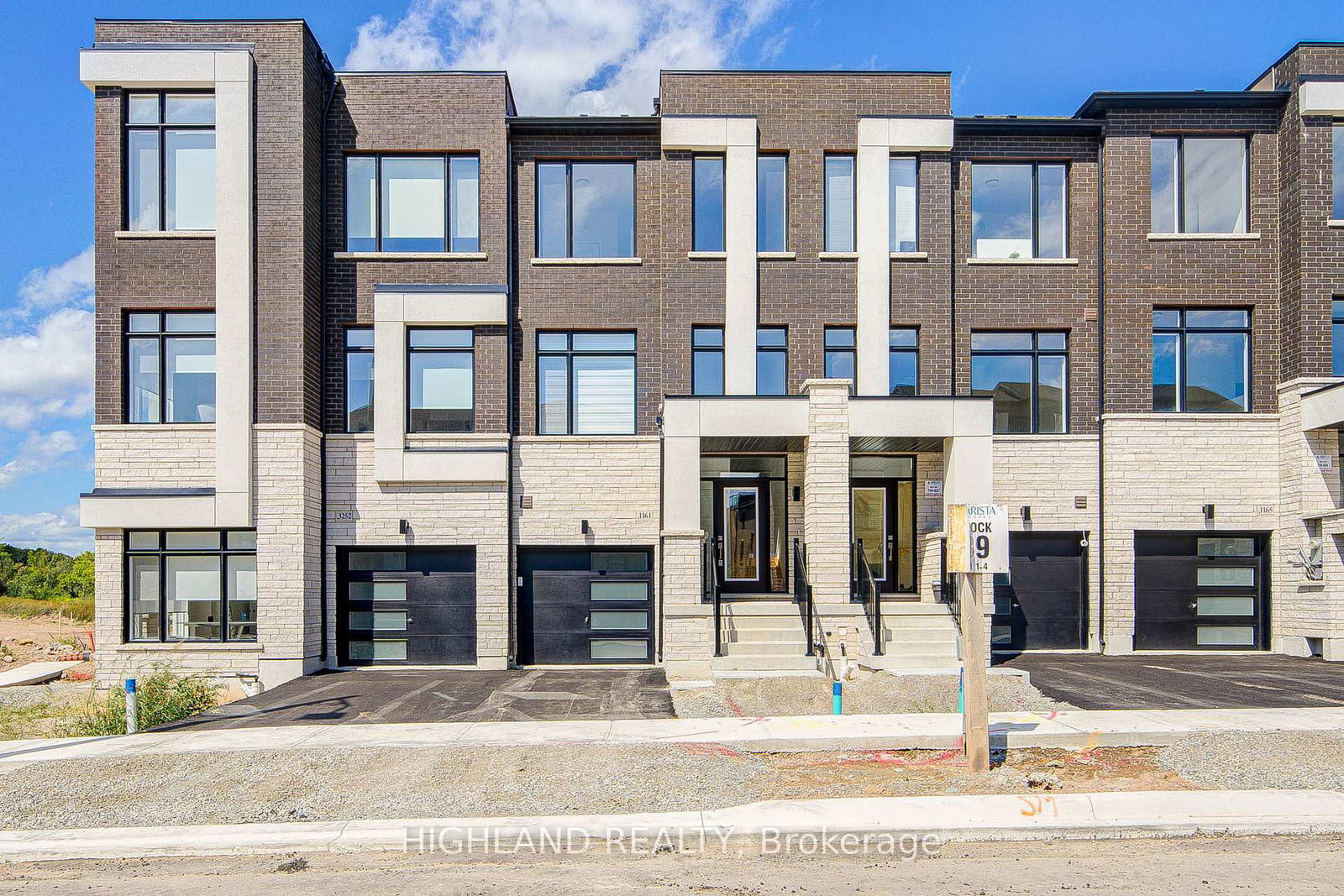 1161-wheat-boom-drive-oakville-ontario-w12358342