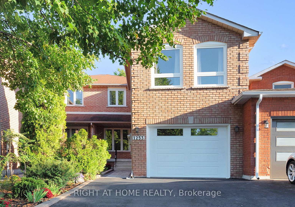 1253-blackburn-drive-oakville-ontario-w12358369