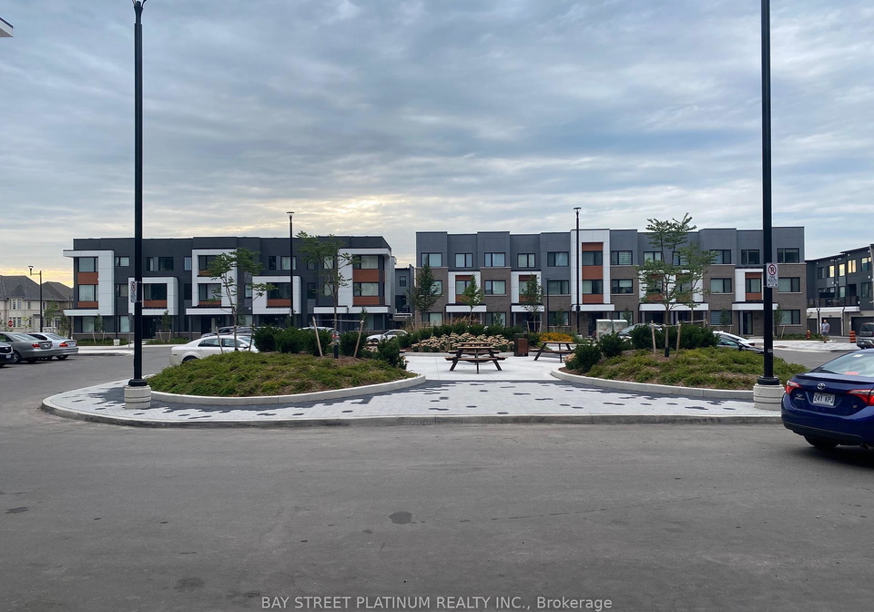 102-grovewood-common-oakville-ontario-w12358399