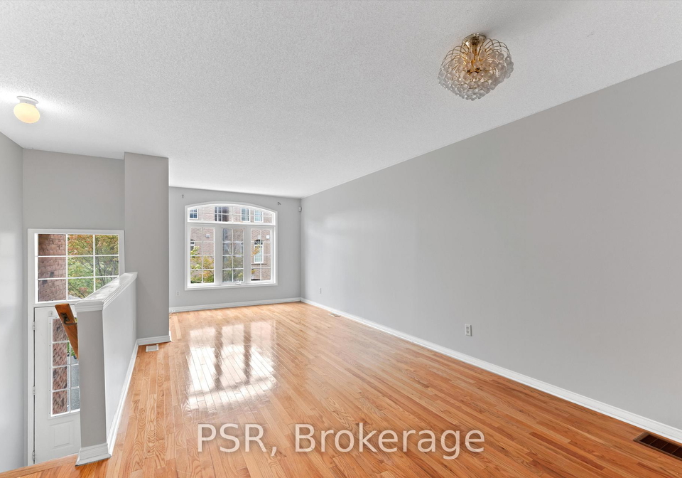 7125-chatham-court-mississauga-ontario-w12358555