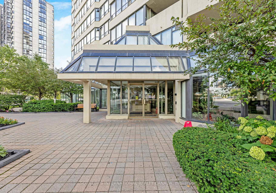 400-webb-drive-mississauga-ontario-w12358596