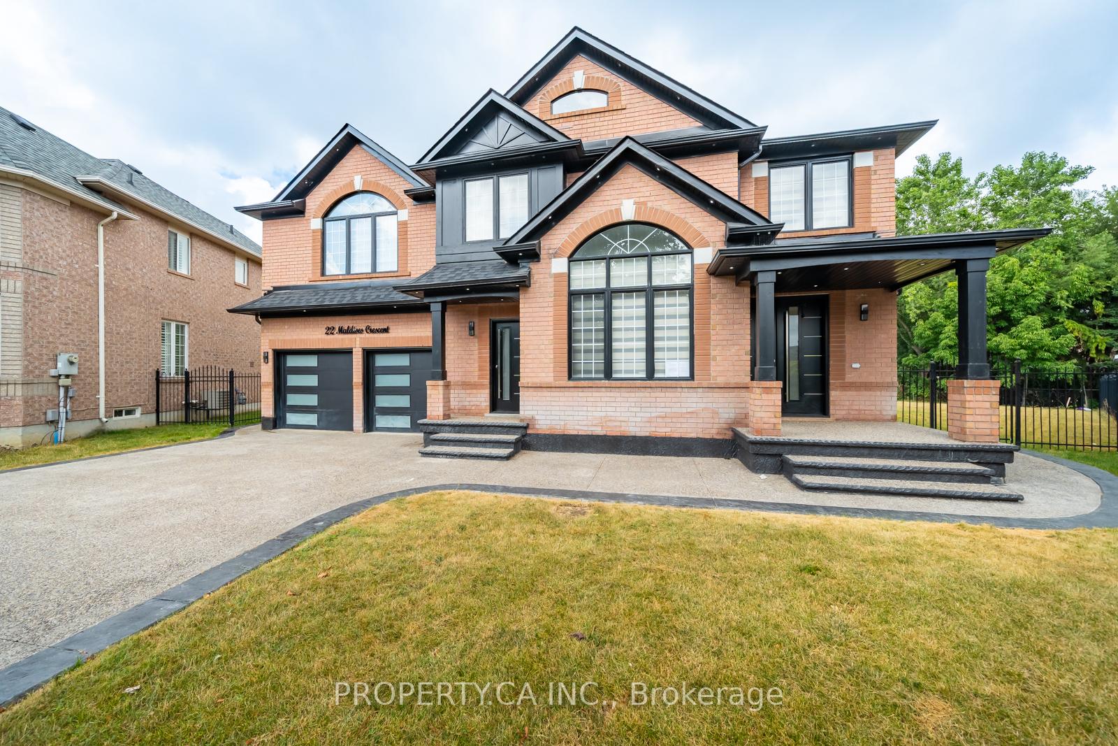 22-maldives-crescent-brampton-ontario-w12358856